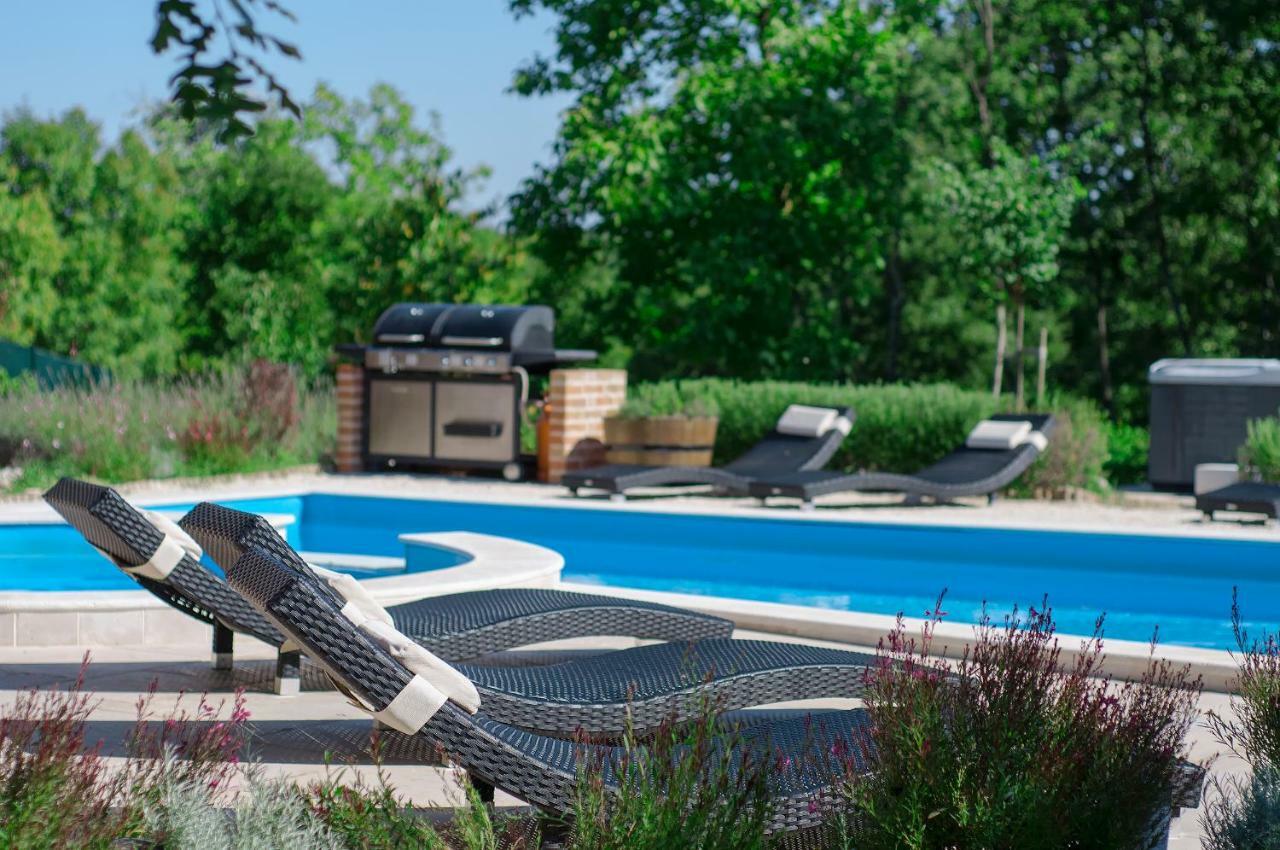 Villas Vea Histria Režanci Exteriör bild