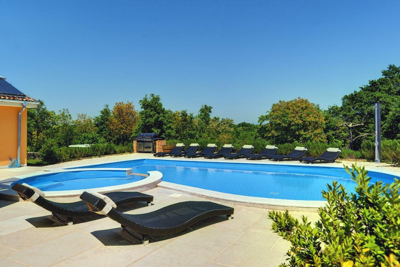 Villas Vea Histria Režanci Exteriör bild